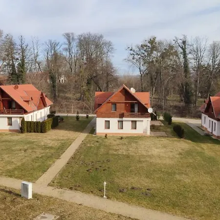 Club Erdei Villapark Zalacsany